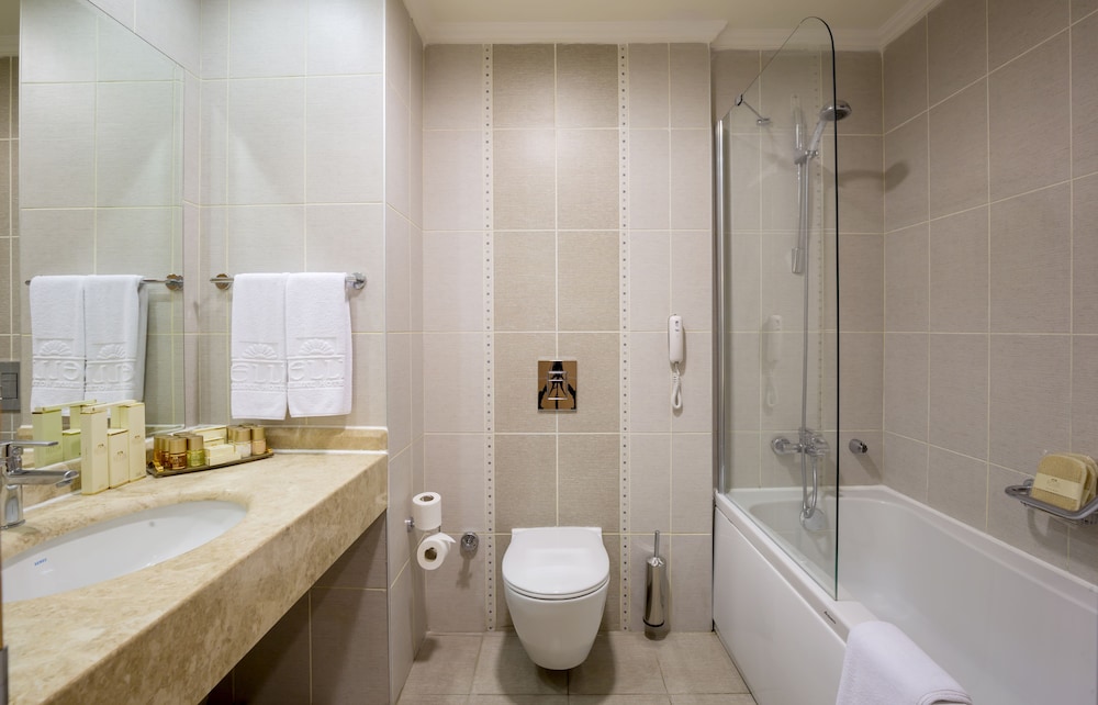 Bellis Deluxe Hotel 40/89