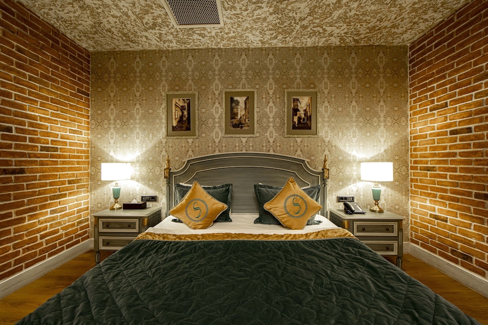 Sapphire Bayil Hotel 18/37