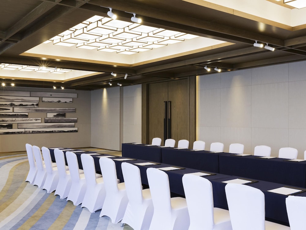 Novotel Rizhao Suning 72/73