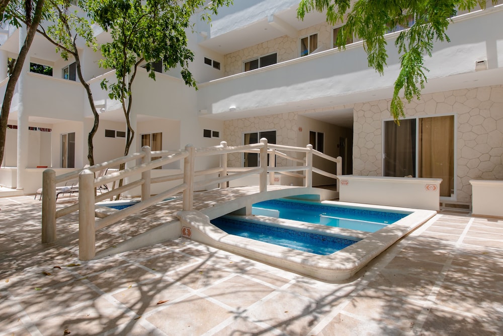 Casa del Arbol Condo 19/50