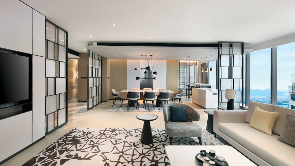 Crowne Plaza Quanzhou Riverview 51/78