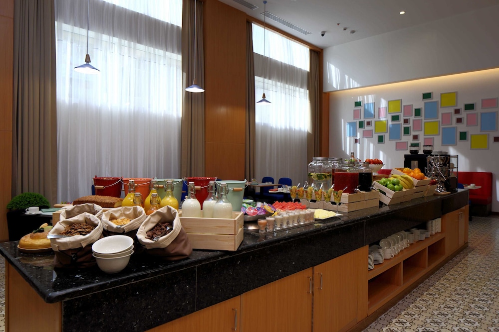 بارك إن باي راديسون نجران(Park Inn by Radisson Najran) 55/66