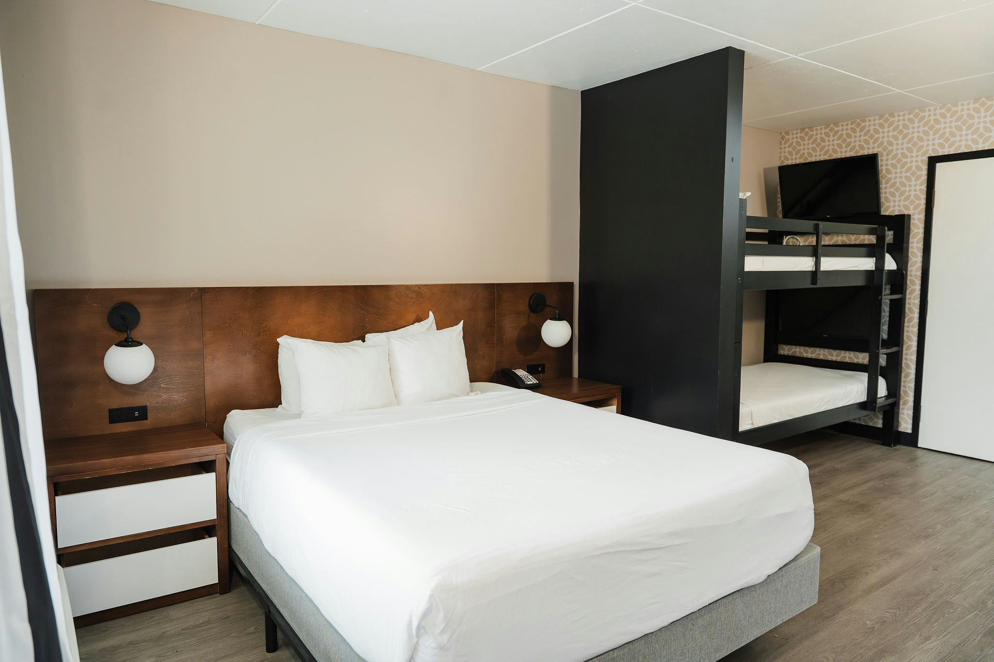 Cartoon Network Hotel 5/25