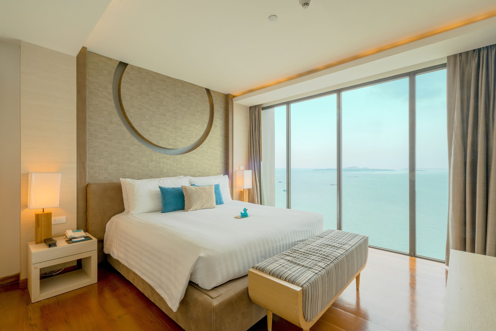 Duplex Suite with Sea View