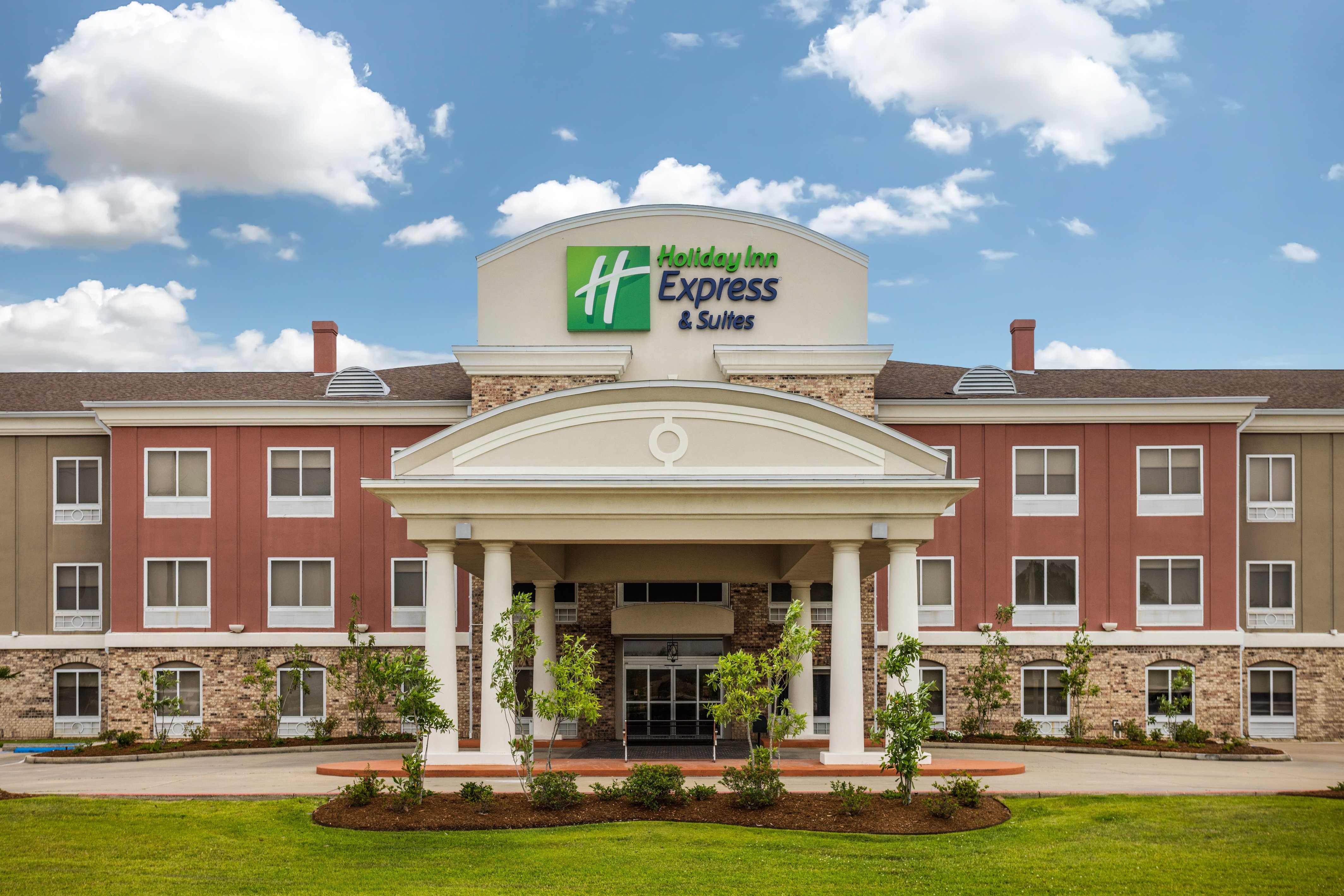 Holiday Inn Express Hotel Suites New Iberia Avery Island 77/80