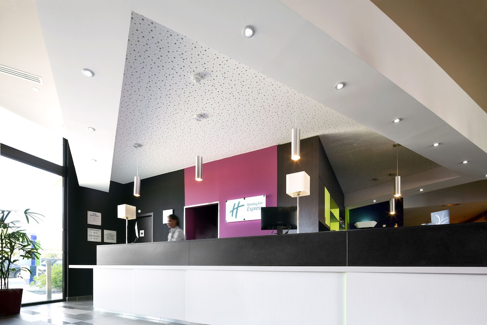 HOLIDAY INN EXPRESS MONTPELLIER-ODYSSEUM 9/71