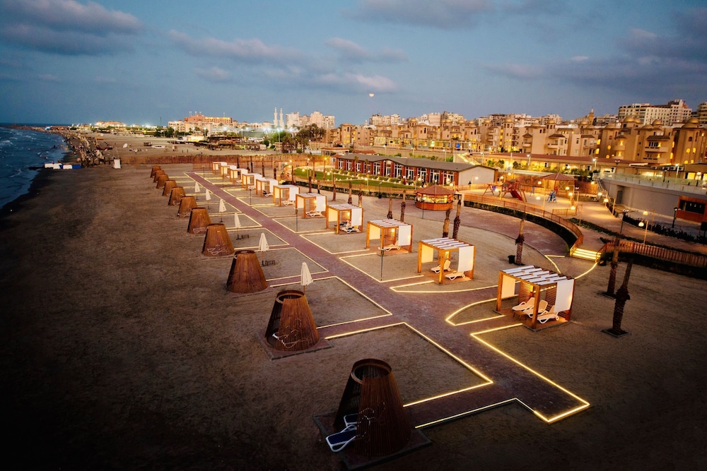 Marom Port Said Resort & Beach 47/57