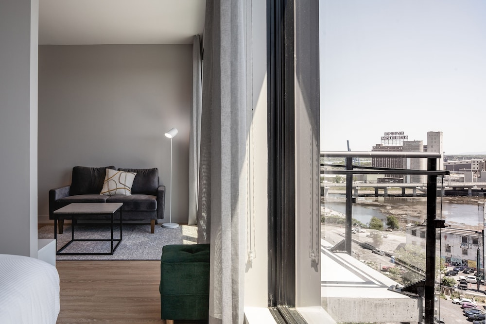 Griffintown Hotel 25/25
