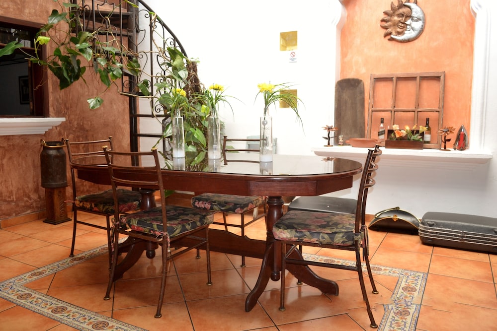 Villa Florencia Centro Hotel 49/58