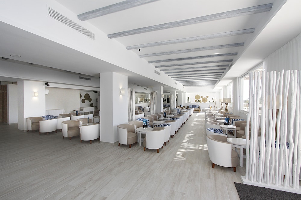 BG Portinatx Beach Club Hotel 17/30