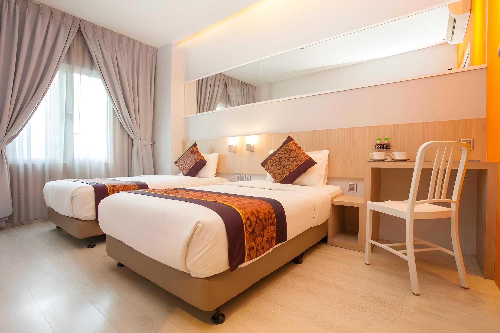 Orange Premier Hotel Taman Segar 27/40