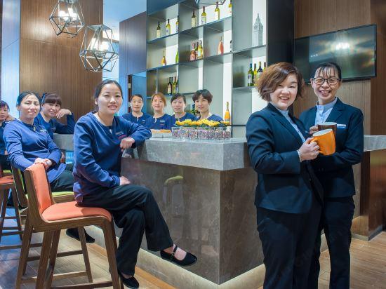 Hampton by Hilton Zhengzhou Jinshui 12/50
