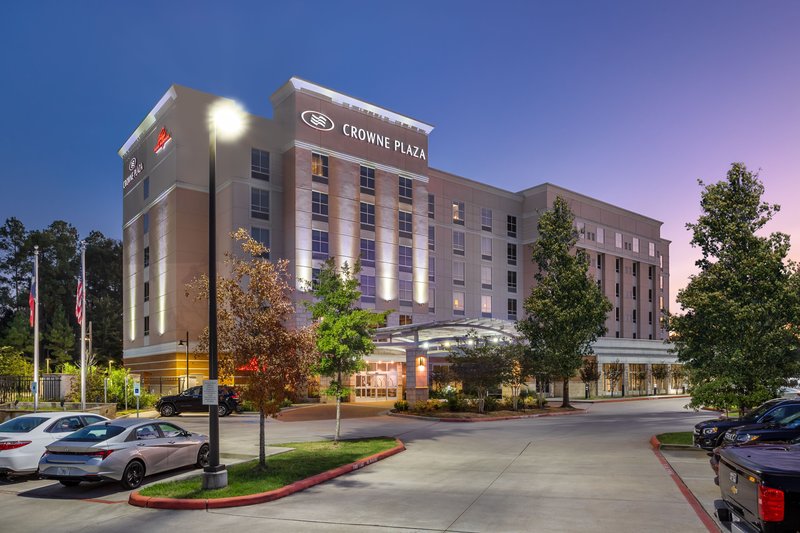Crowne Plaza Shenandoah - Woodlands Area, an IHG Hotel 63/68