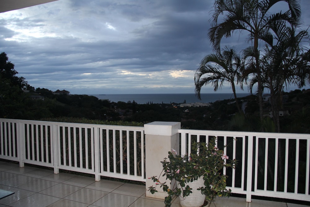 Seaview Manor Exquisite Bed & Breakfast 38/41