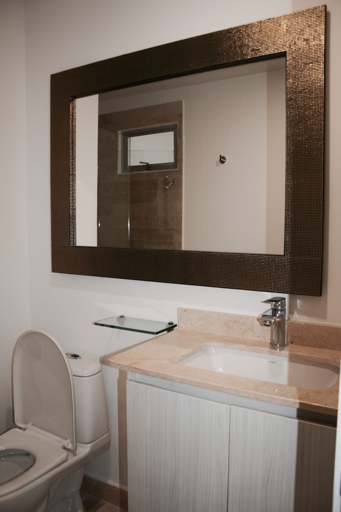 Hotel Madeiro 64/64