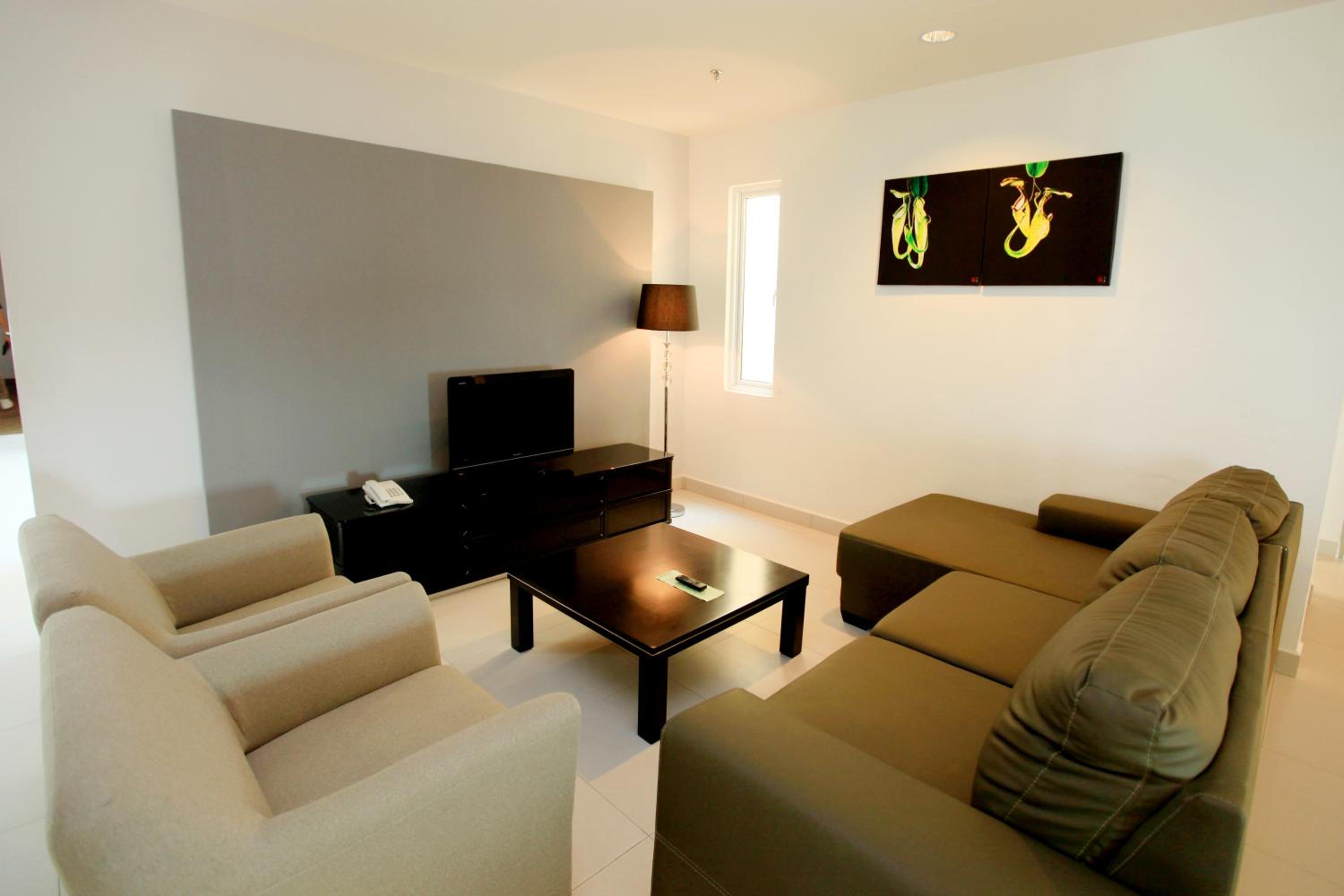 Merdeka Suites Hotel 25/45