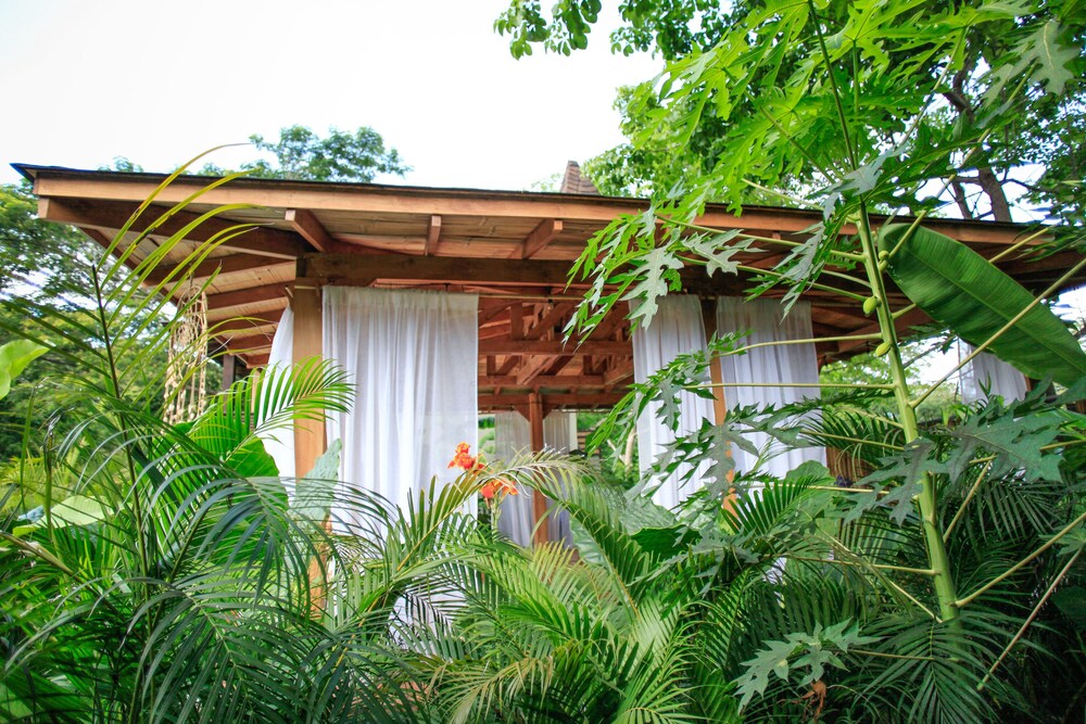 Lua Villas 3/46