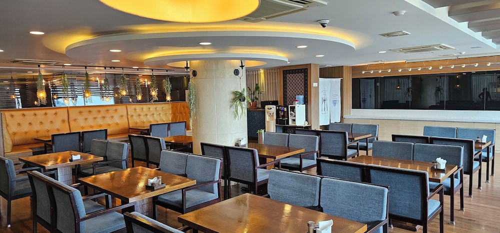Bay Resort Tongyeong 32/48