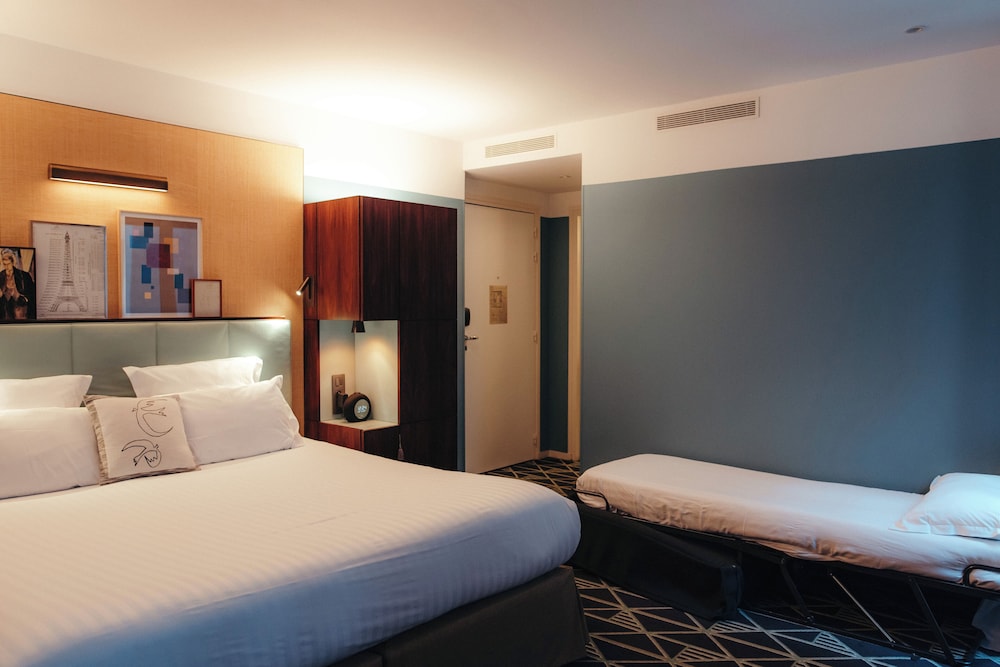 Hotel Eiffel Blomet 19/68