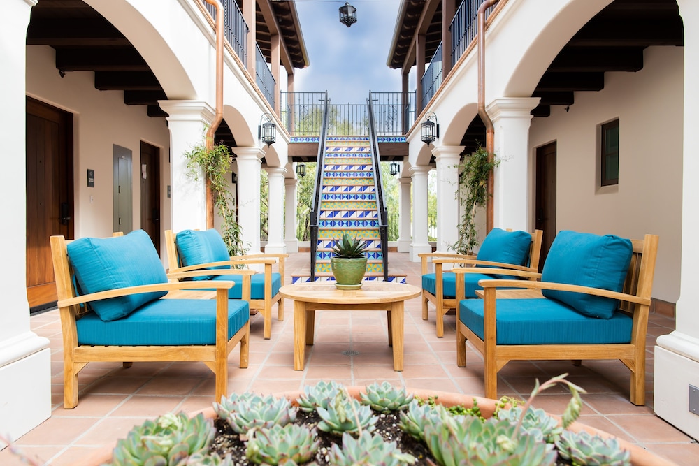 La Playa Inn Santa Barbara 47/74