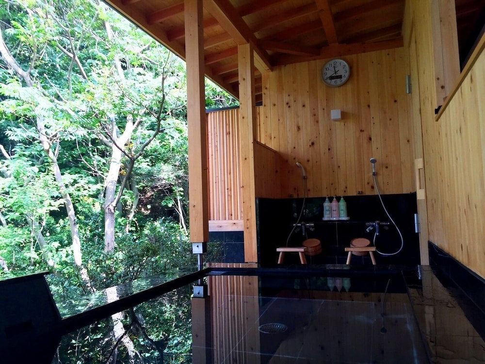 Livemax Resort Atami Forest 33/59