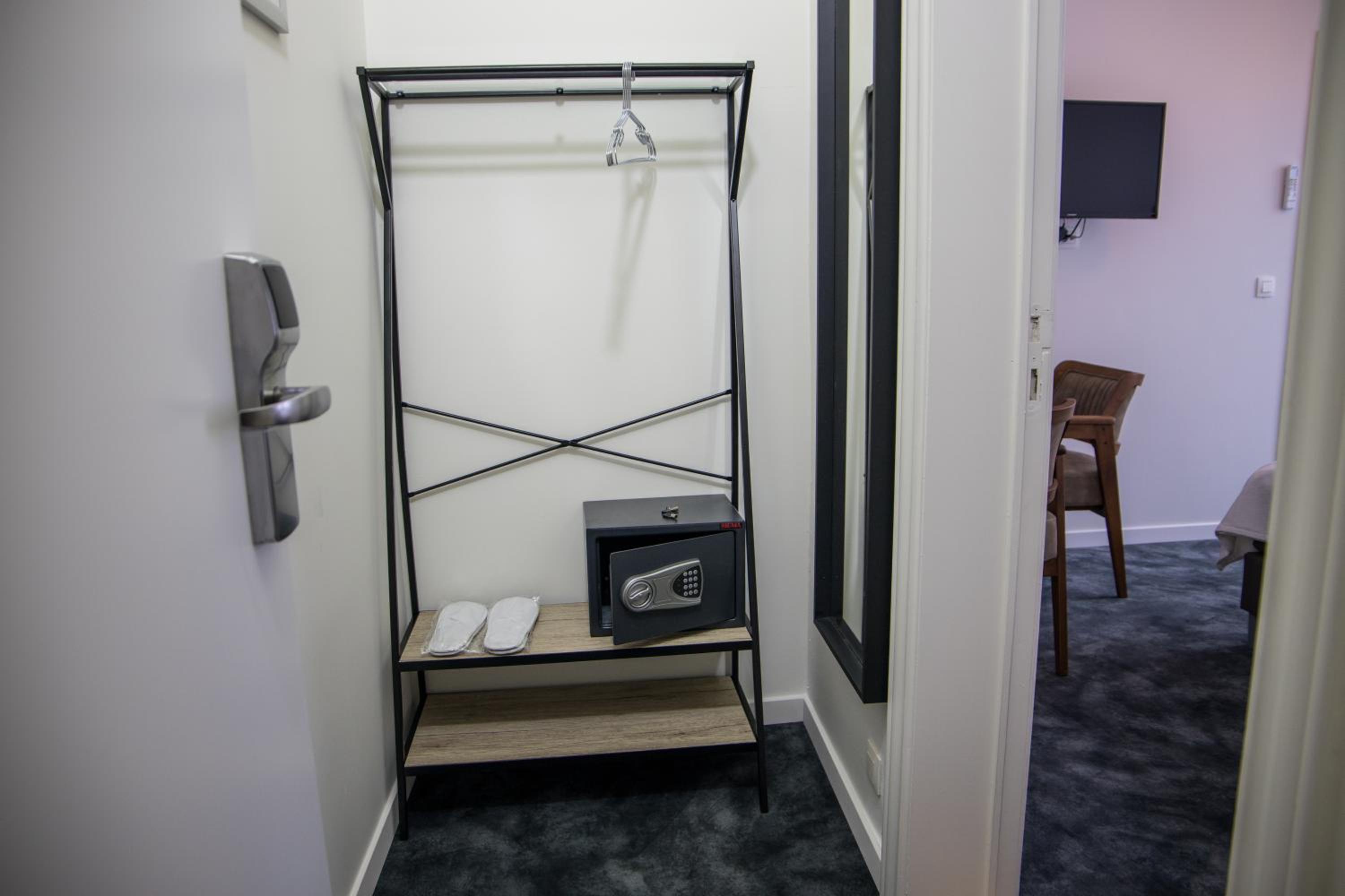Hotel Guzy 43/68