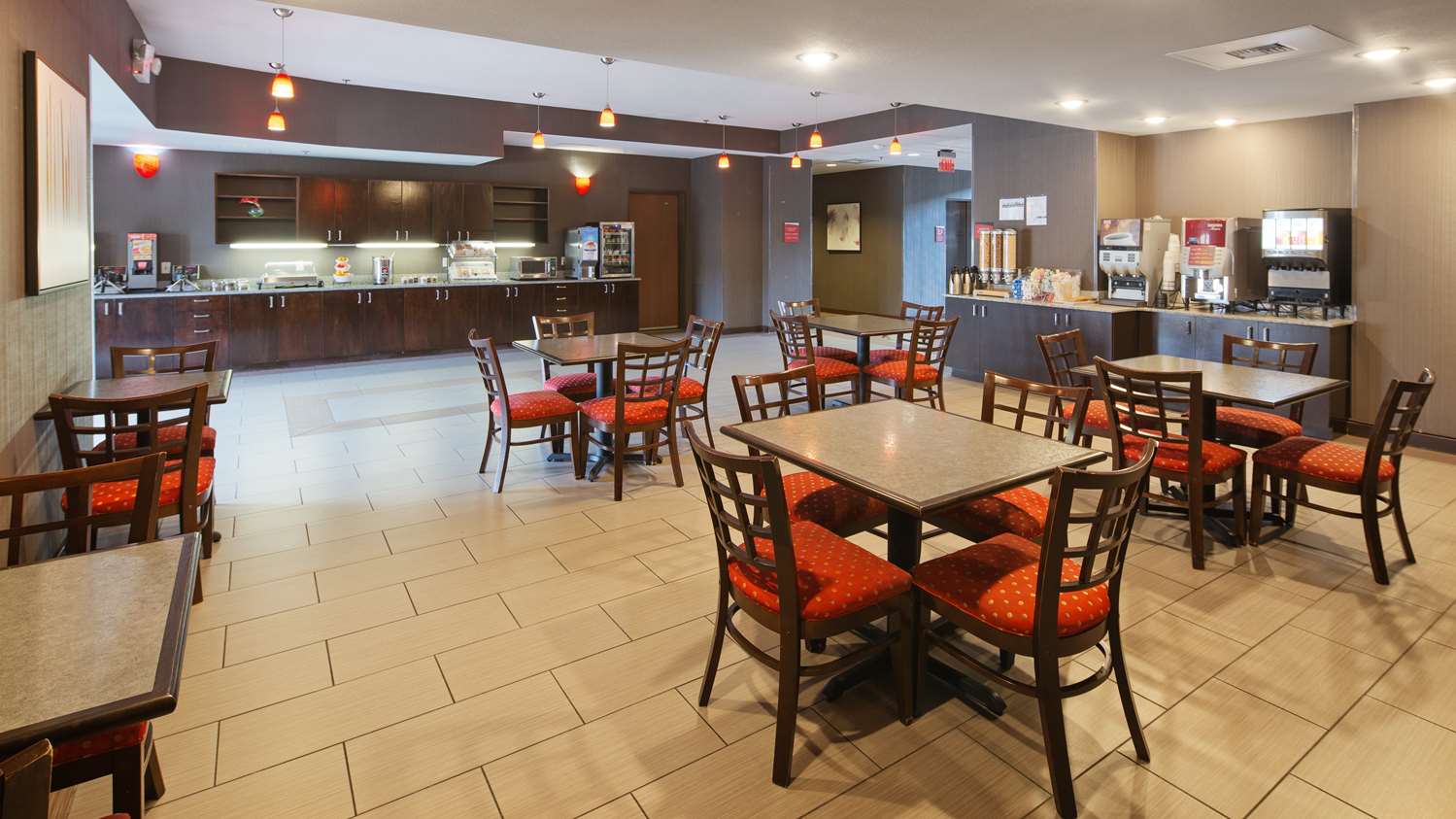 Best Western Plus Austin Airport Inn and Suites 17/31