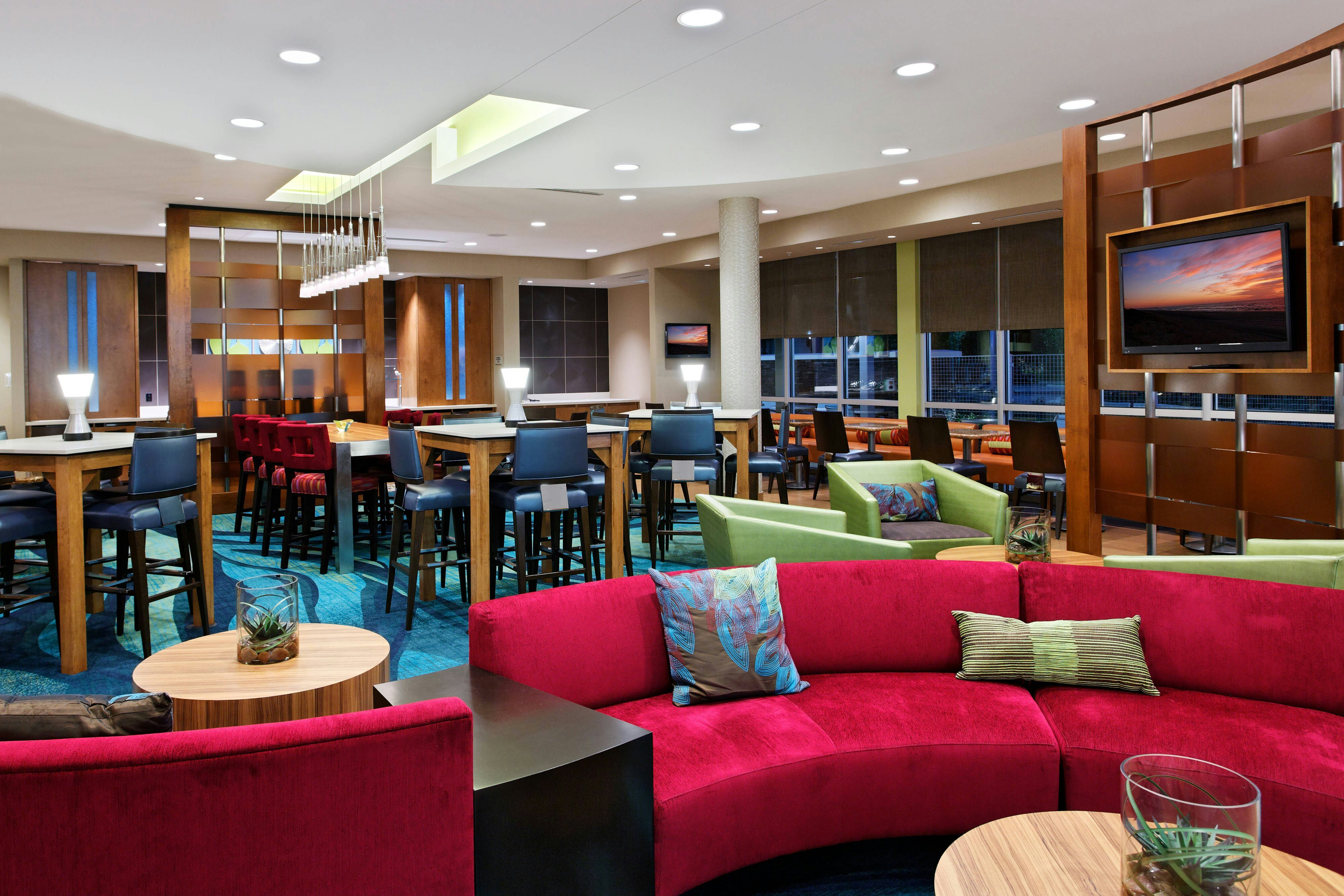 SPRINGHILL SUITES PENSACOLA 17/30