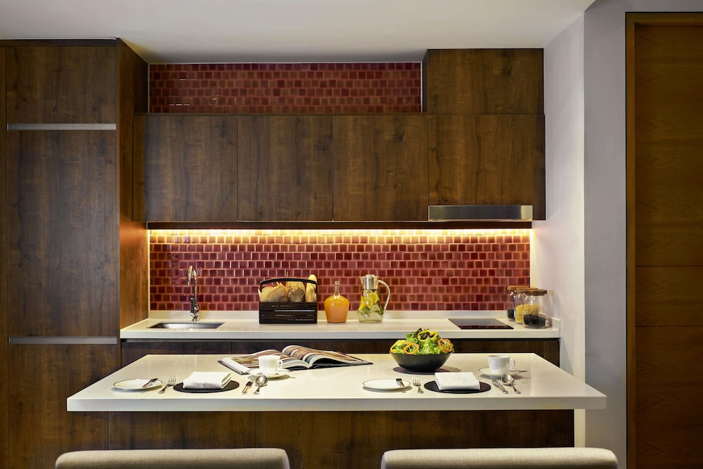 Anantara Chiang Mai Serviced Suites 59/75