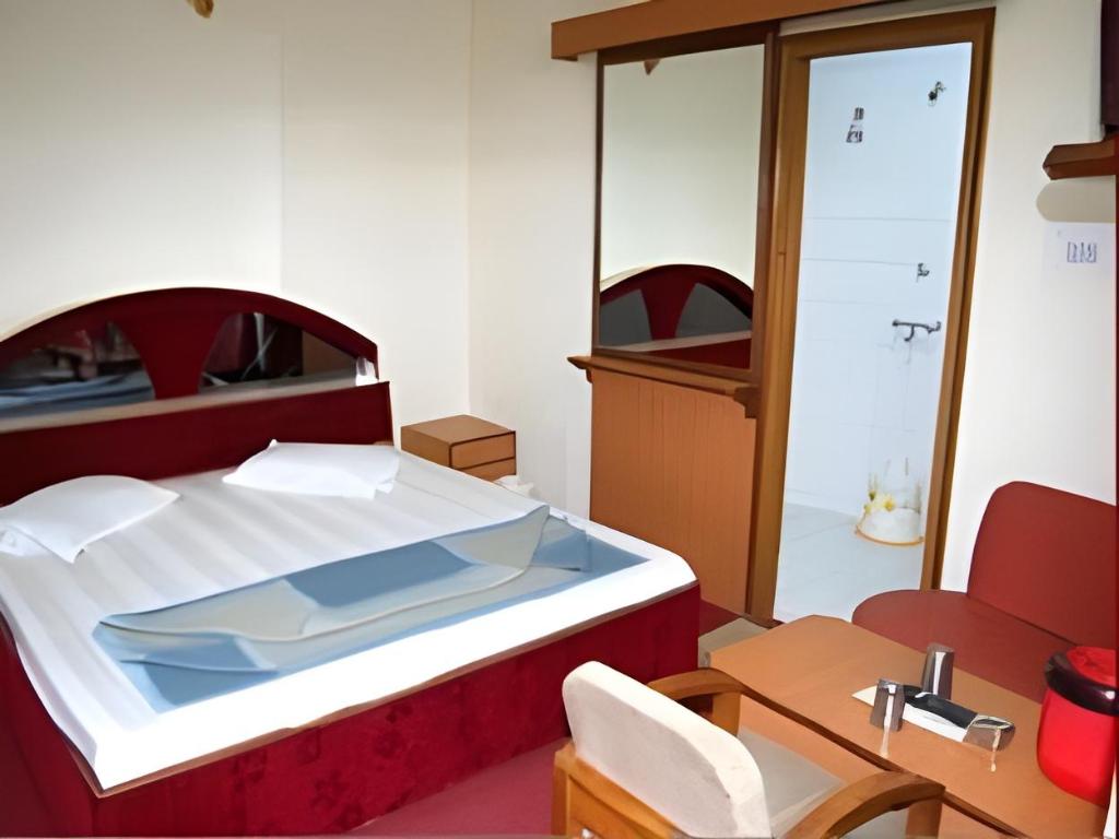 HOTEL SAHIL 20/33