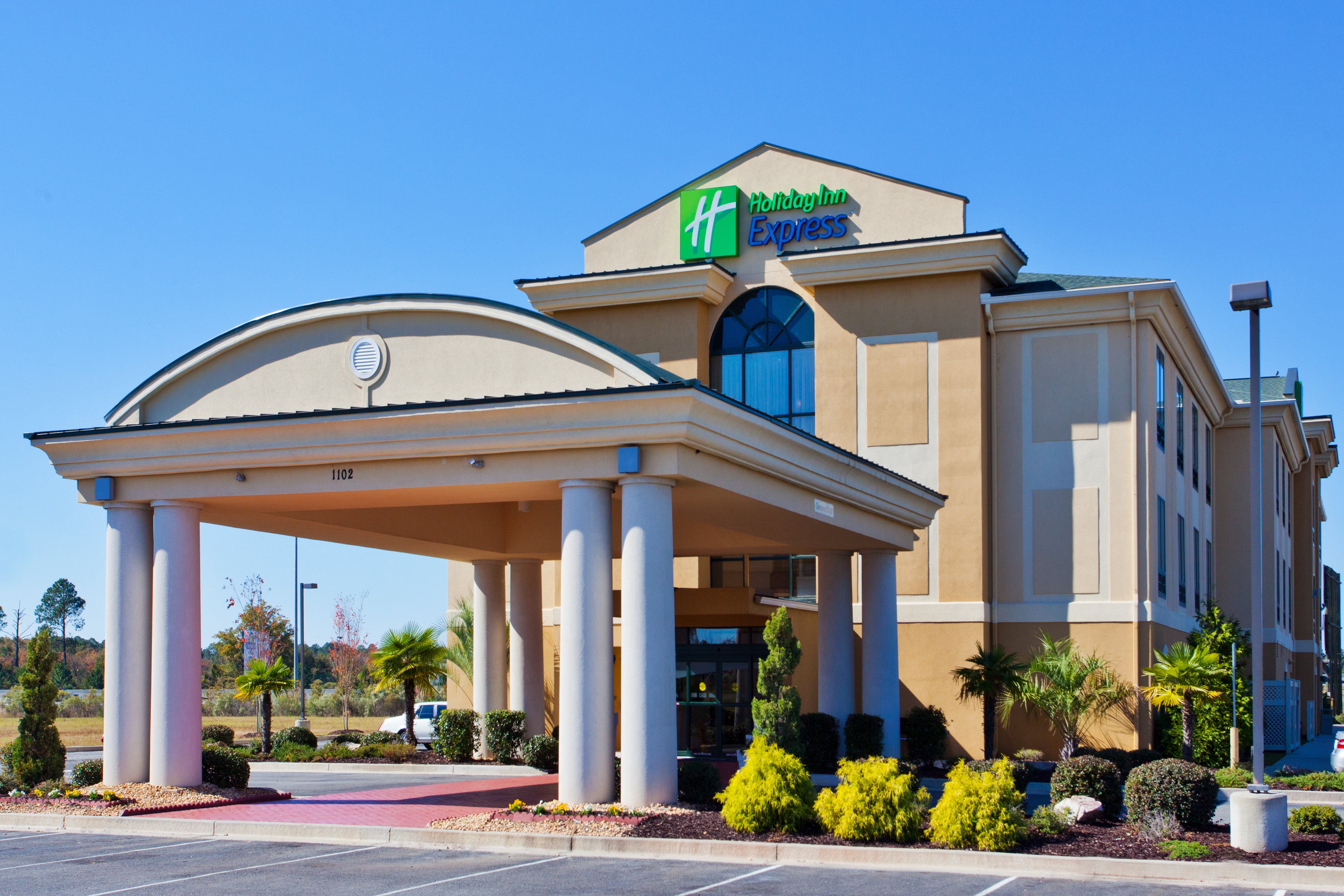 Holiday Inn Express Hotel & Suites Cordele North 6/79