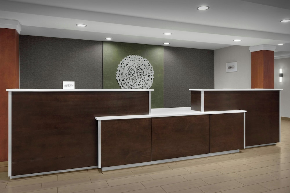 Fairfield Inn and Suites Rogers 6/56