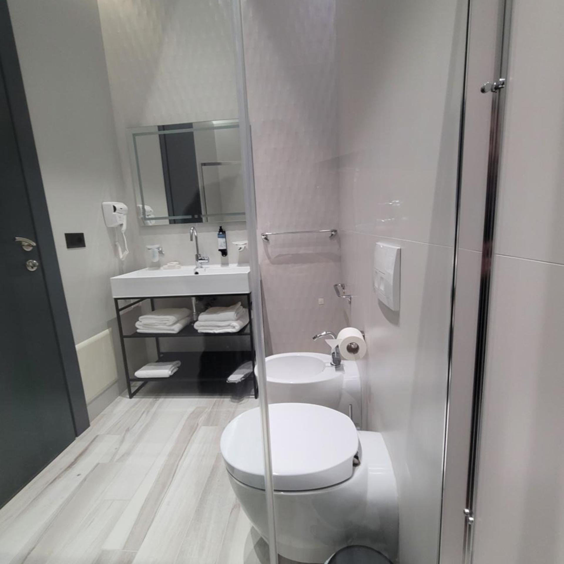 Toer Hotel Saranda 59/60