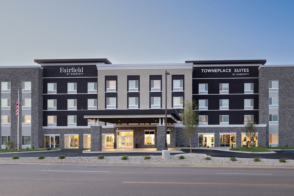Fairfield Inn & Suites Dayton Beavercreek 4/27