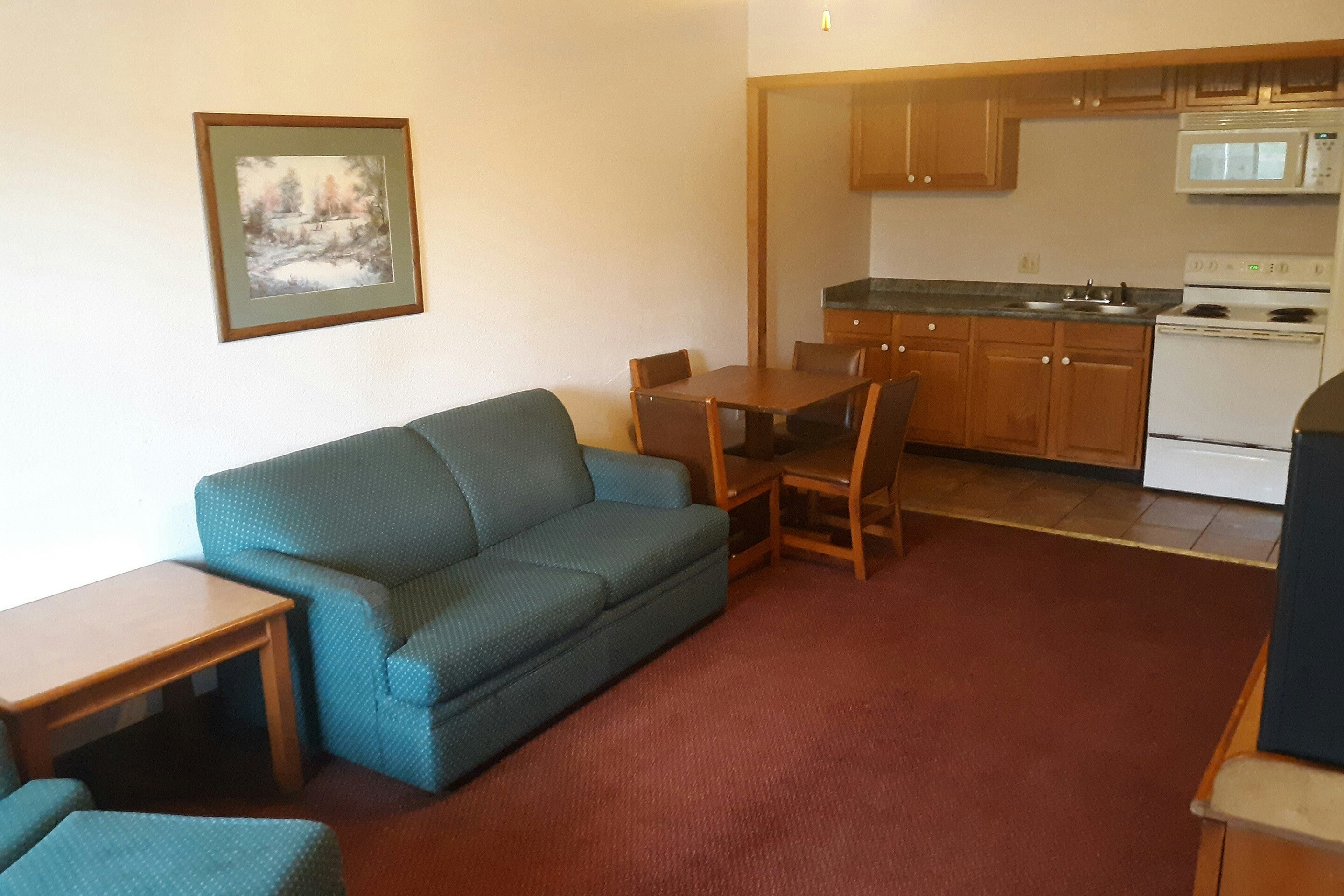 OYO Hotel Daleville AL Hwy 84 57/75
