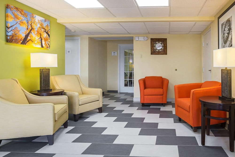 Motel6 Knoxville, TN - East 31/50