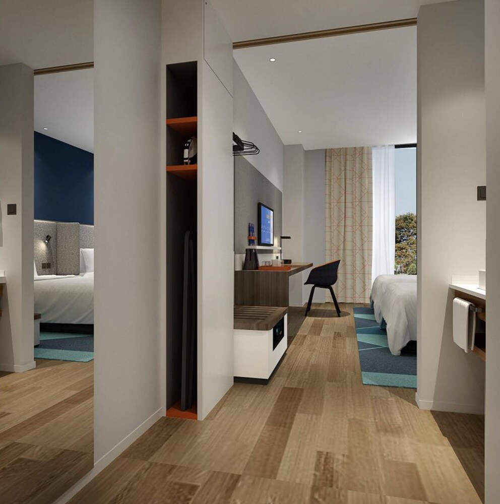 Holiday Inn Express Nantong North Gateway 35/50