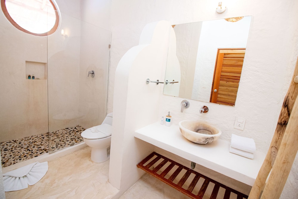 Soho Boutique Holbox 50/50