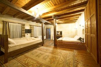 Wooden, Deluxe, Quadruple, Jetted Tub
