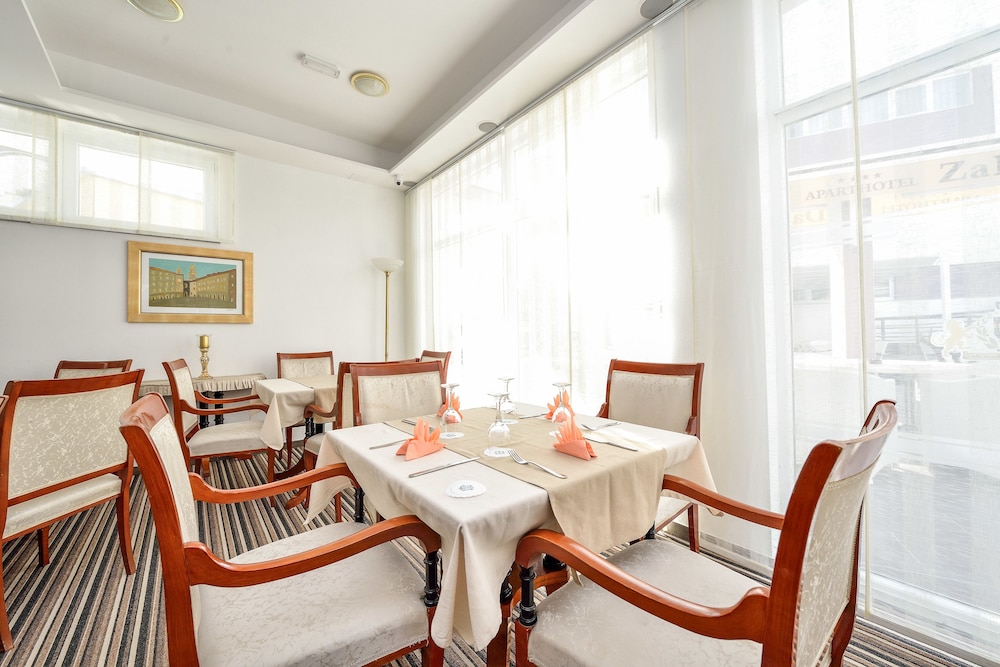 Hotel Zadar 42/54