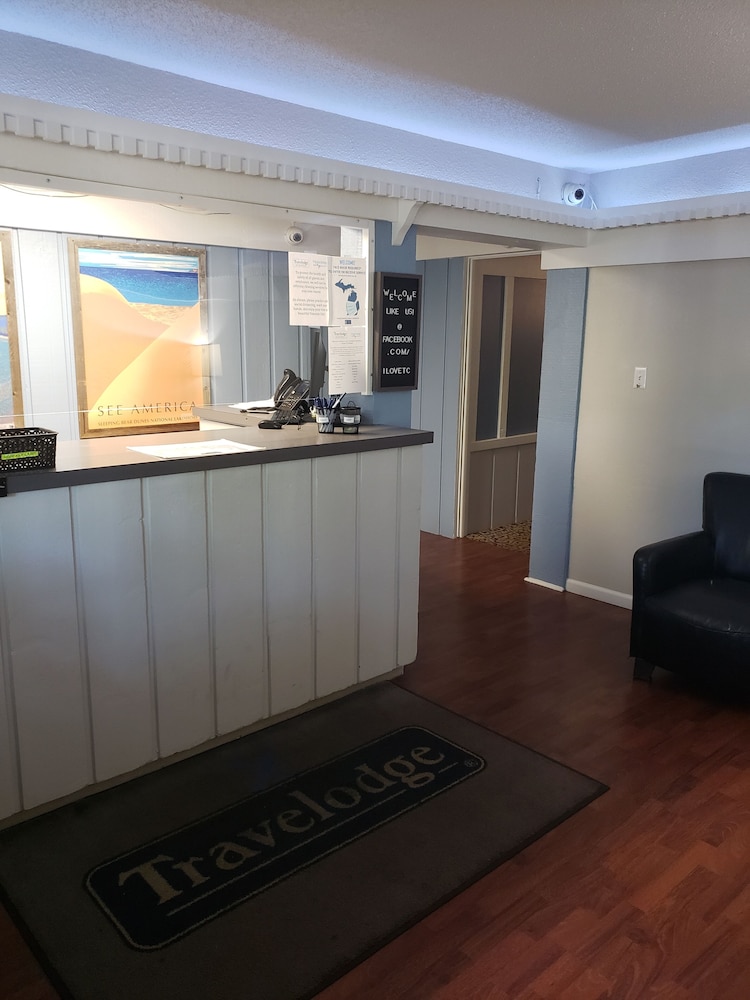 Travelodge by Wyndham Traverse City MI 3/27