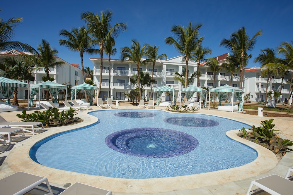 Bahia Principe Explore Esmeralda 66/70
