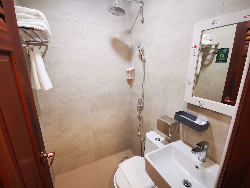 Standard, Queen Bed, No Window، Mclane Boutique Hotel 7/7