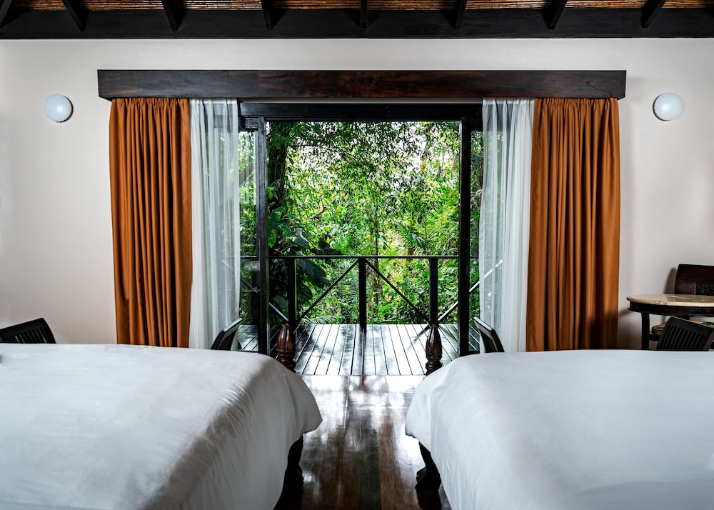Rio Celeste Hideaway Hotel 36/63