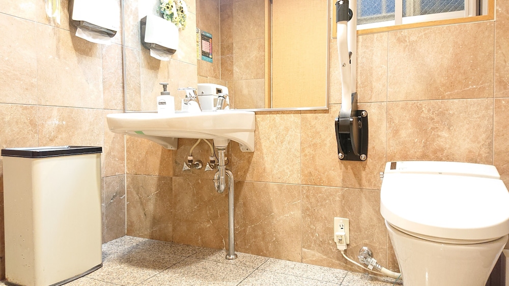 TOYOKO INN HANSHIN AMAGASAKI EKIMAE 15/63