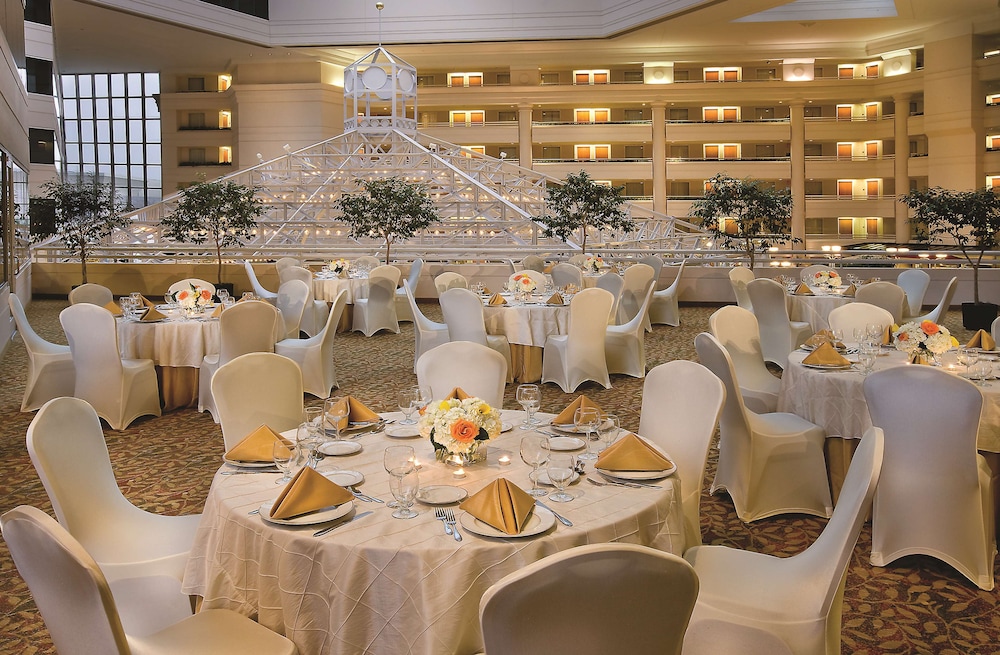 Embassy Suites By Hilton Washington Dc Chevy Chase Pavilion 53/80