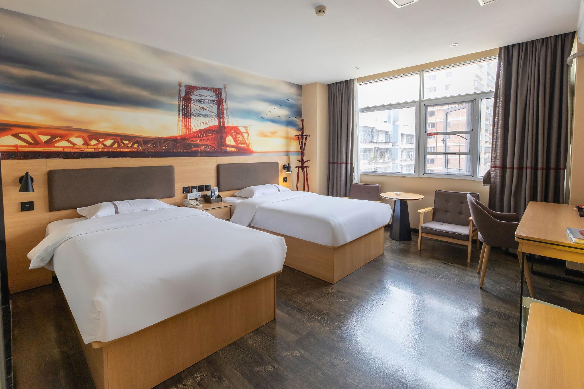 Thank Inn Plus Hotel Yunnan Honghe Gejiu City Renmin Road 9/22
