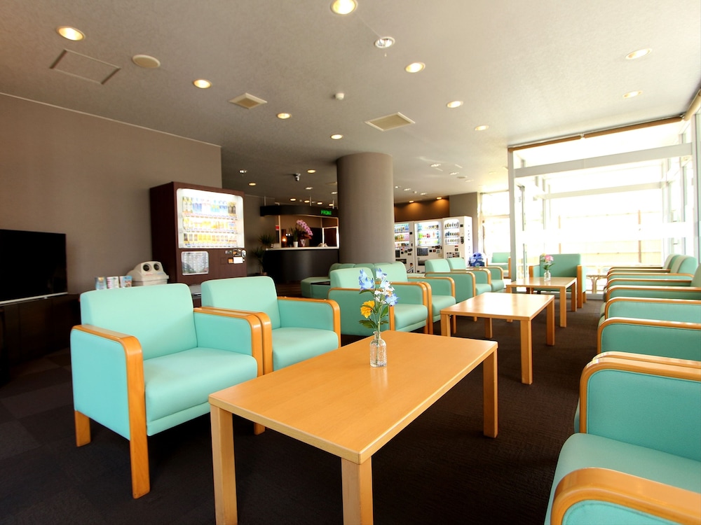 Hotel Livemax BUDGET Chitose 40/44