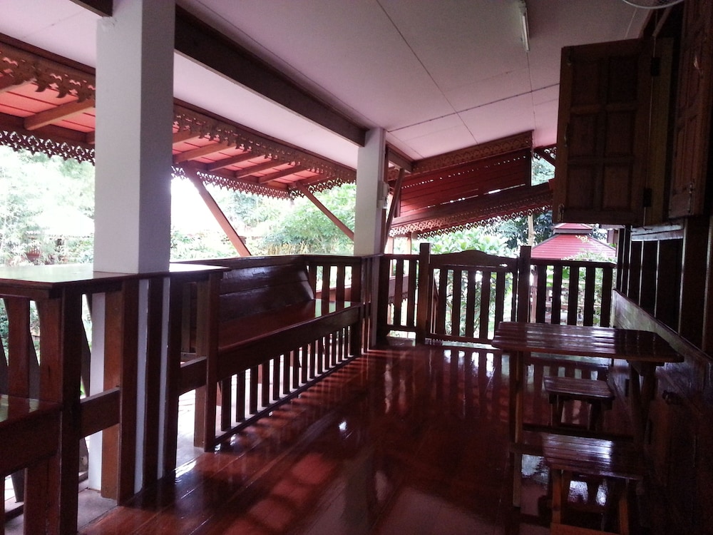 Rim Nam Kong Homestay & Campsite 27/40