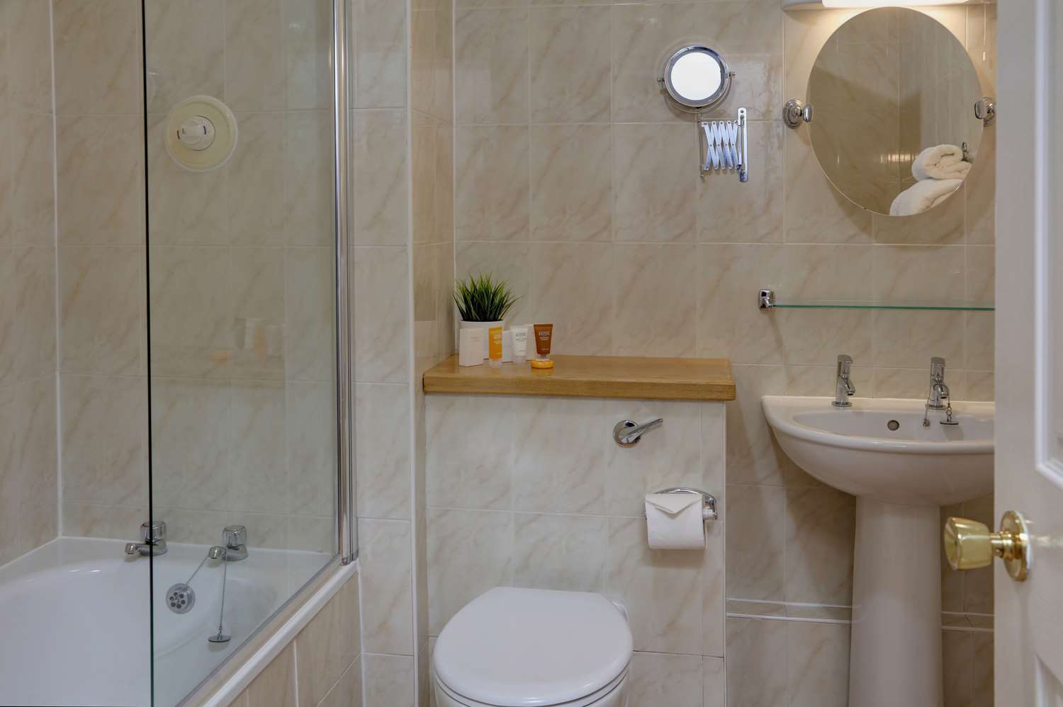 Best Western Plus Kenwick Park Hotel 47/48